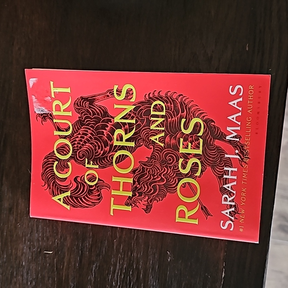 A Court of Thorns and Roses book